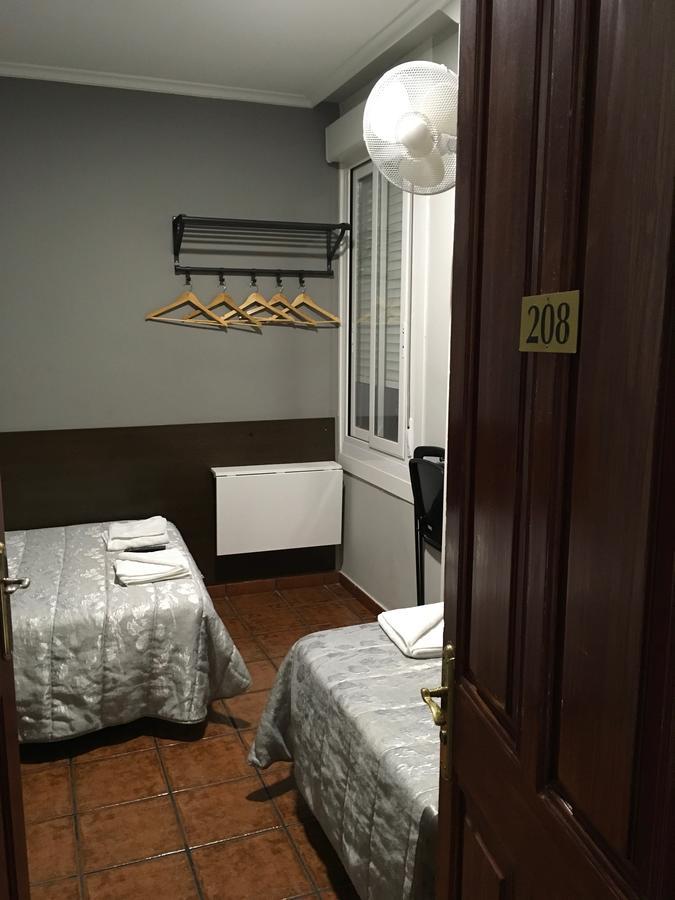 Pension La Bilbaina - Albergue Логроньйо Екстер'єр фото